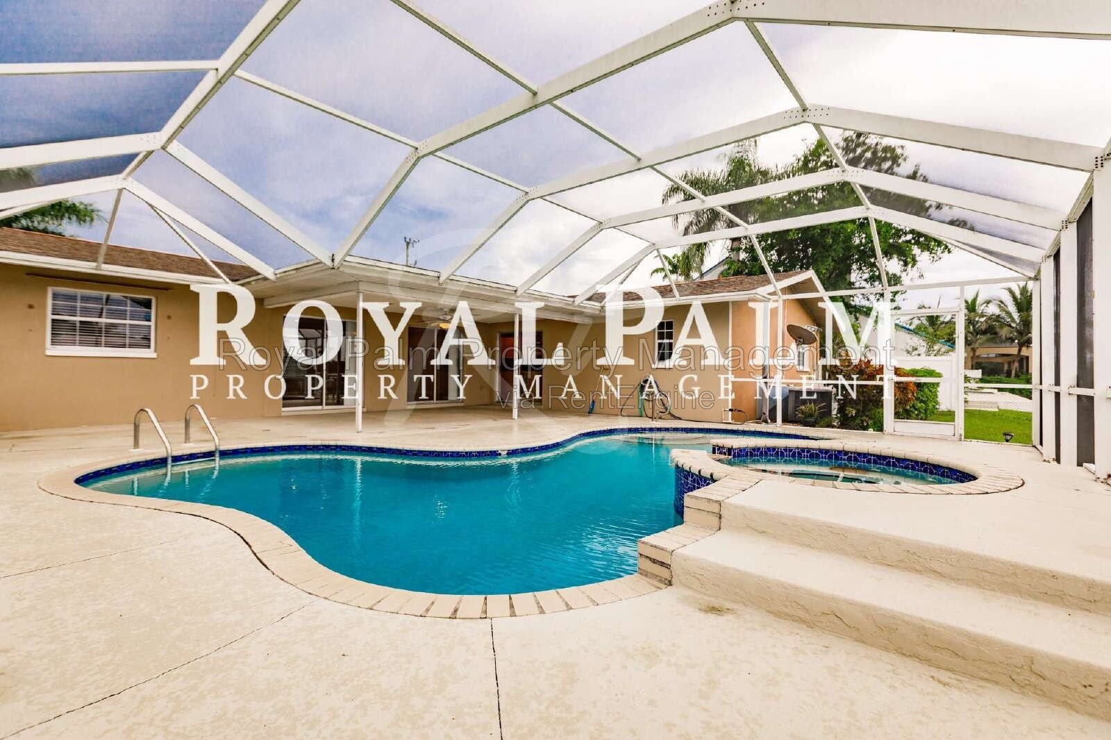 3/2 Home with Gulf Access, Lawn, & Pool Included... Water You Waiting For! property image