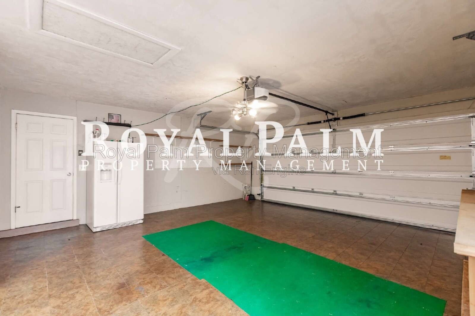 3/2 Home with Gulf Access, Lawn, & Pool Included... Water You Waiting For! property image