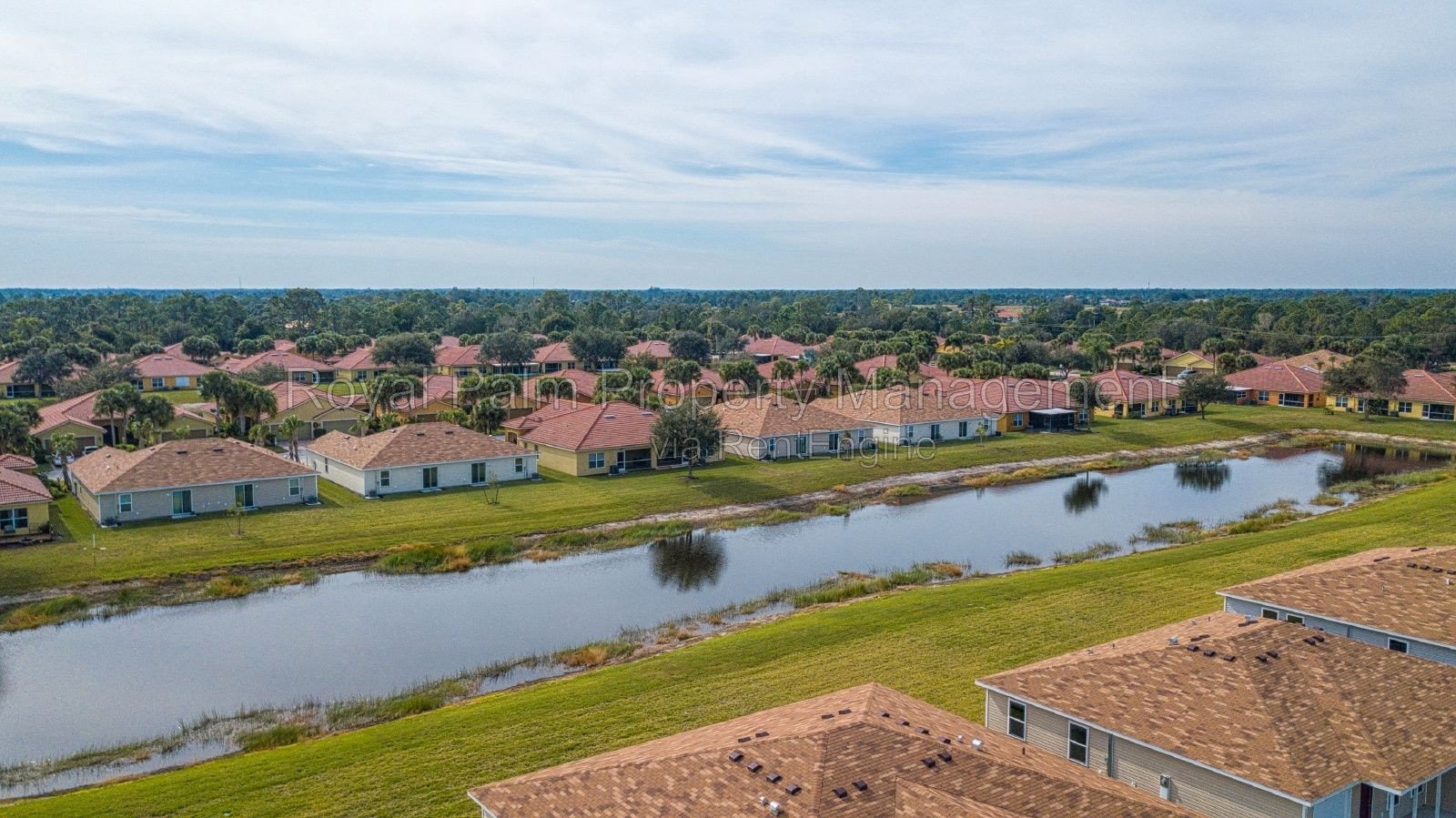 Haunt-Free and Move-In Ready 3/2 Lehigh Acres Duplex + W/D Included! property image