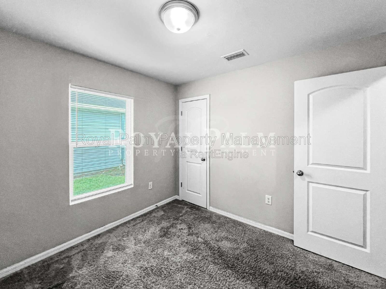 Haunt-Free and Move-In Ready 3/2 Lehigh Acres Duplex + W/D Included! property image
