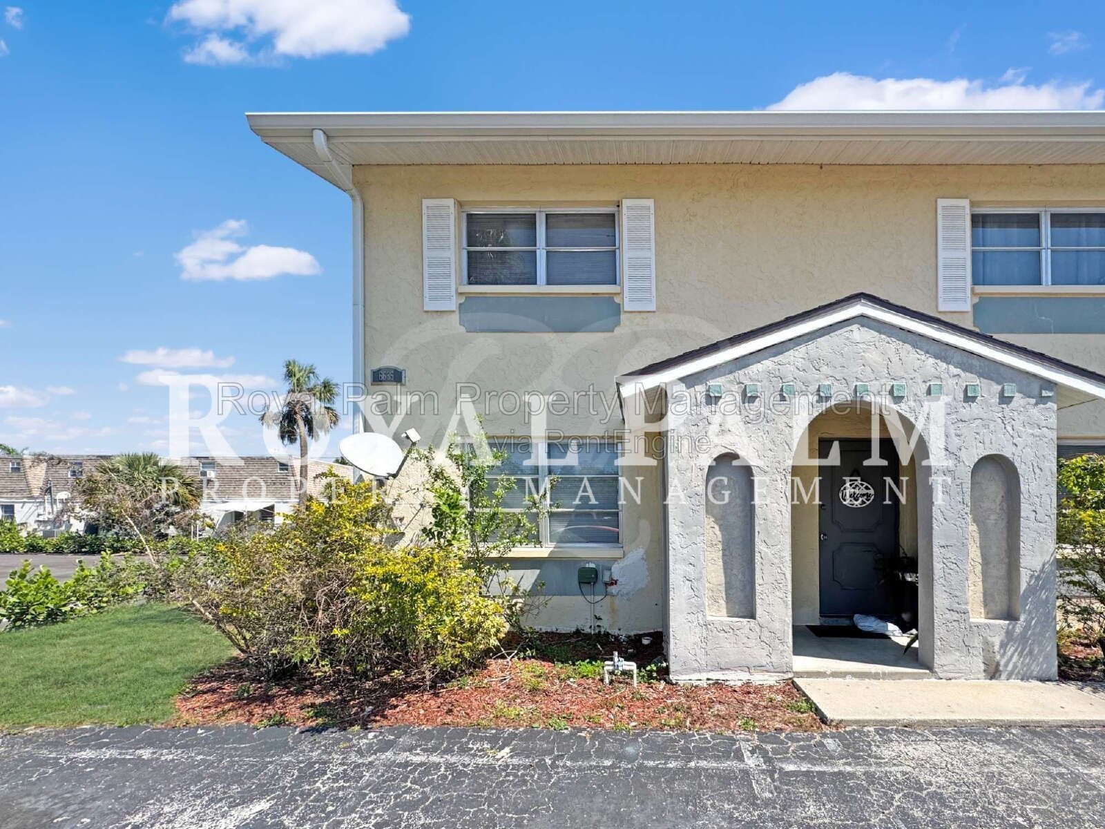2-Bedroom, 1.5-Bath Townhouse | Private Lanai | Fort Myers property image