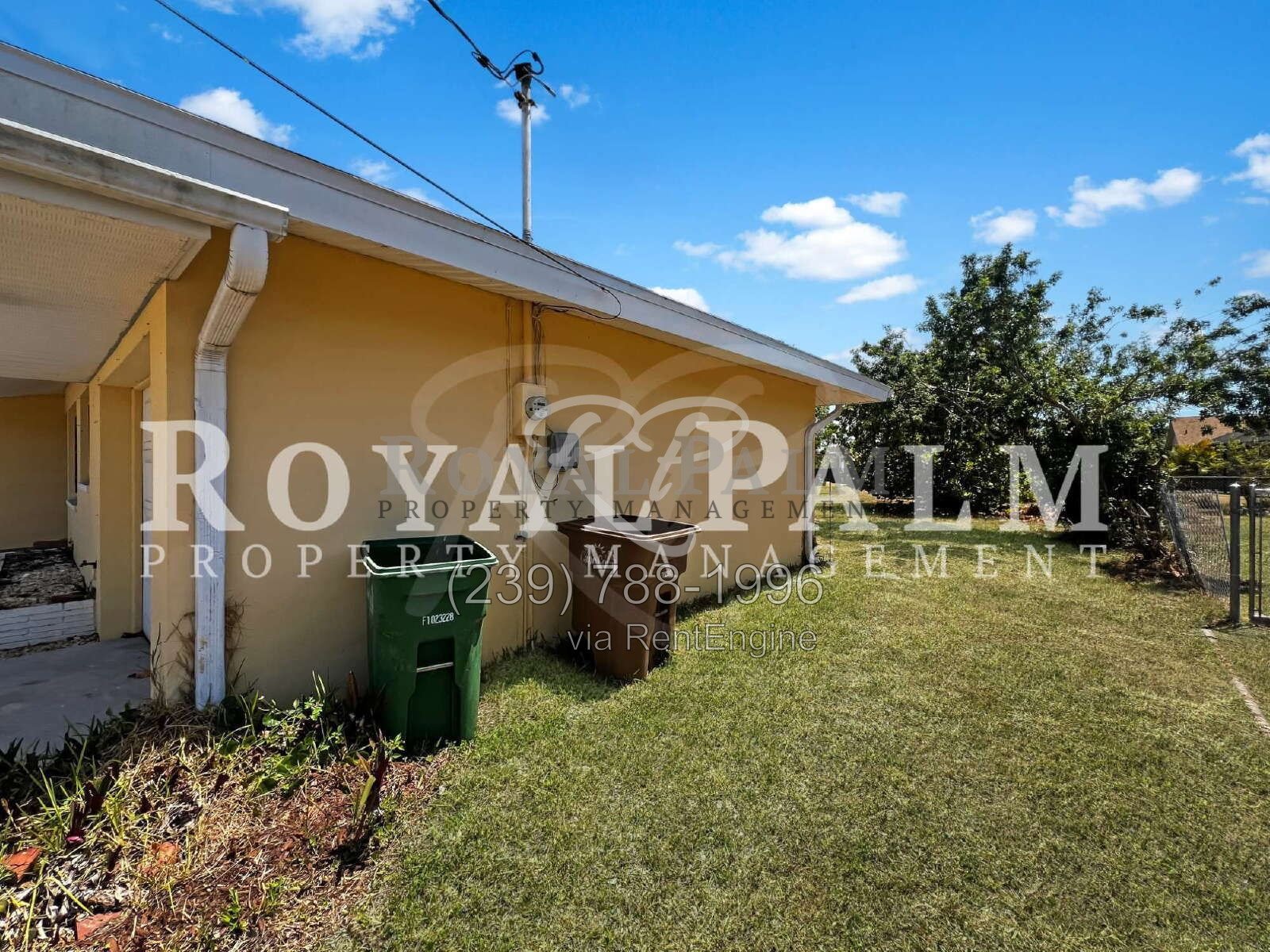3BR 2BTH SW Cape Coral Home | Granite Counters +Stainless Appliances! property image