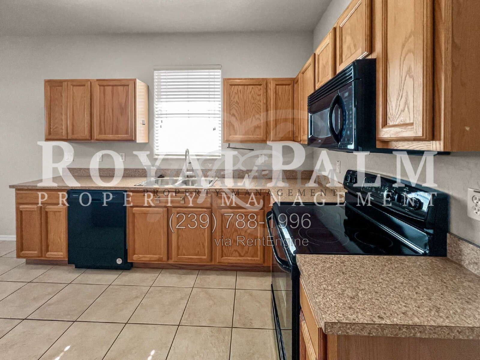 Palm-Lined 3BR 2BA Fort Myers Home | Screened Lanai + Washer & Dryer Included! property image